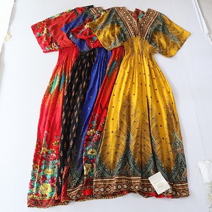 夏季 花色连衣裙棉绸V领松紧腰度假民族波西米亚风A字长裙H2 女短袖