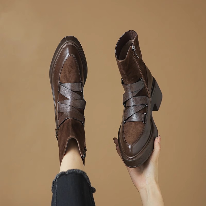 皮带扣马丁靴女英伦小个子短靴