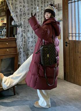 酒红色级感克过膝长款羽绒服女新款季冬绒重新国ZR2D009标外套