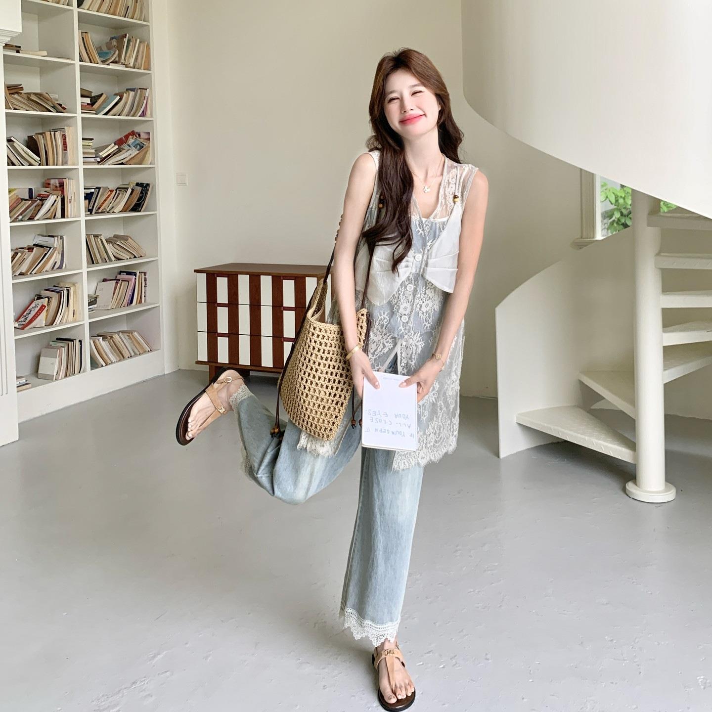 设计感蕾丝刺绣甲套装年夏C218-771季新款巨看休女马闲阔腿裤两件