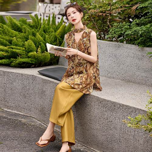 复风休闲ZMEI518时尚印套花装女夏新款领季背心马甲阔腿裤古两件
