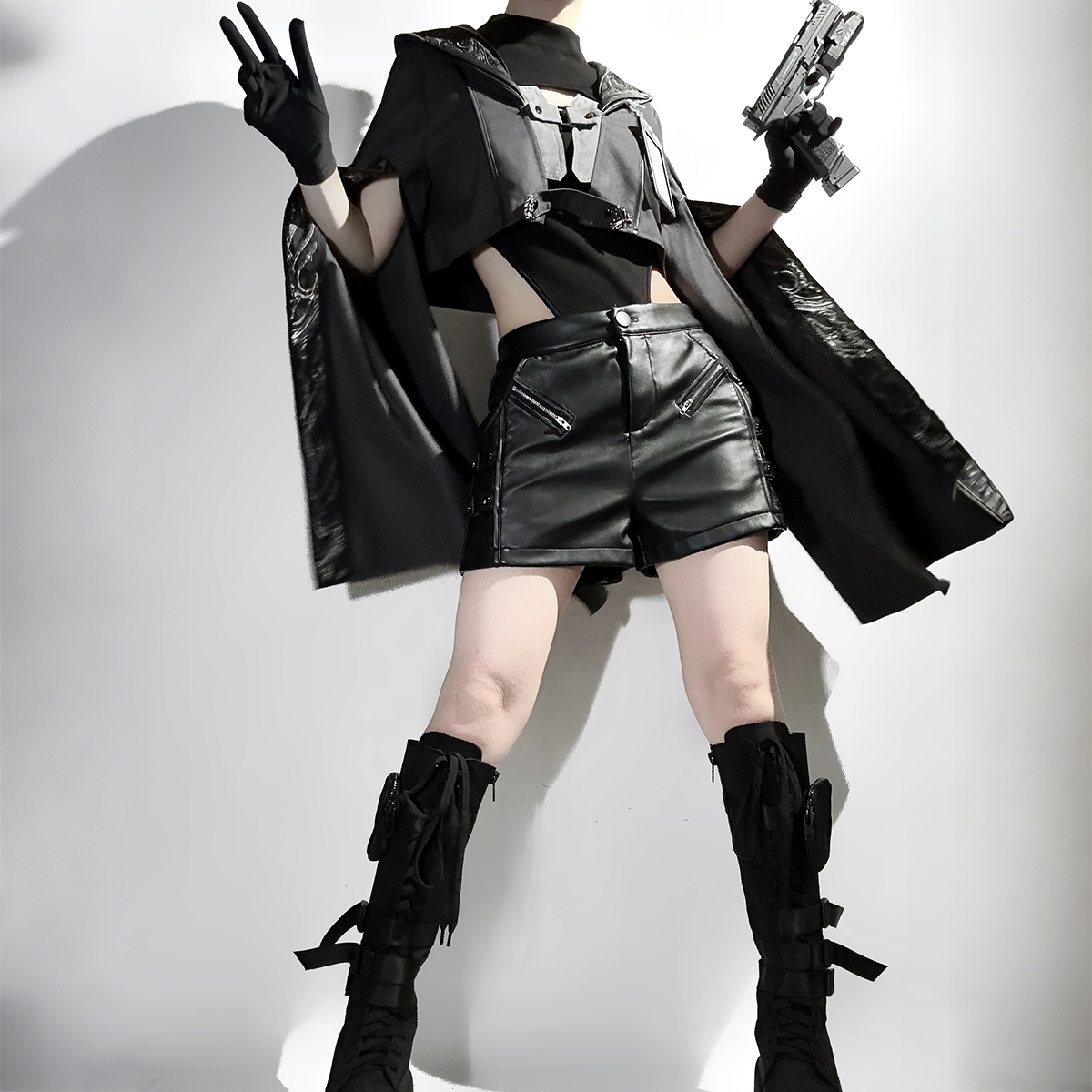 暗黑哥特少女黑羊朋克上衣短褲