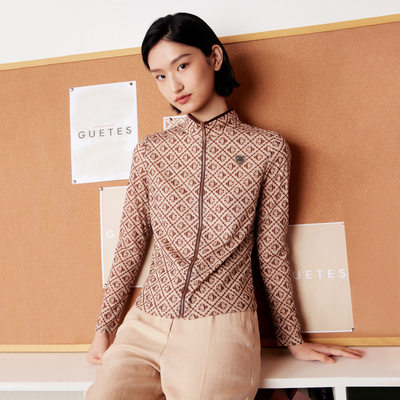 歌蒂诗春季专柜新款时尚印花高级轻奢立领薄外套女 8D31W5172