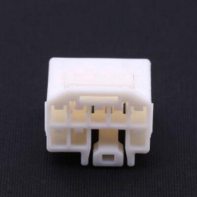 MG651050 胶壳(线对板/线对线) 4mm P=4mm