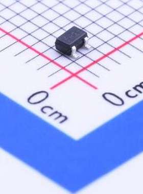 BFR93AWH6327 三极管(BJT) 电流:90mA 耐压:12V SOT-323-3