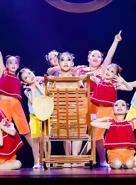 六一少儿群舞蒲扇摇过的夏天演出服摇啊摇摇到外婆桥舞蹈服装道具