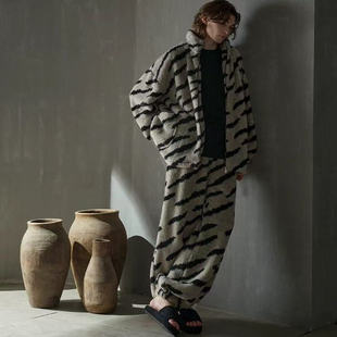 珊瑚绒睡衣男士秋冬季防静电加厚款套装拉链可外穿加绒家居服冬天