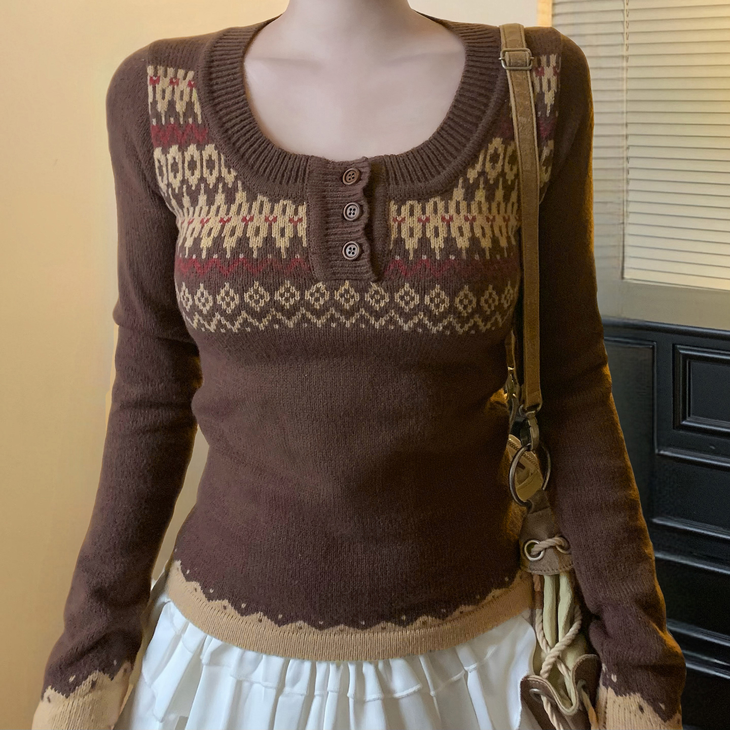 小众复古民族花纹圆领套头毛衣女