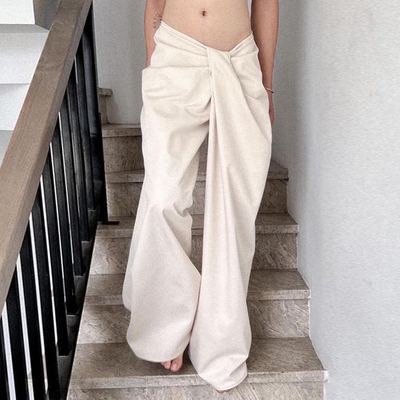 简约休闲风扭结腰头阔腿裤