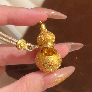 爆闪香囊丝绒沙金葫芦吊坠项链女秋冬配饰棕绳毛衣链长款挂坠饰品