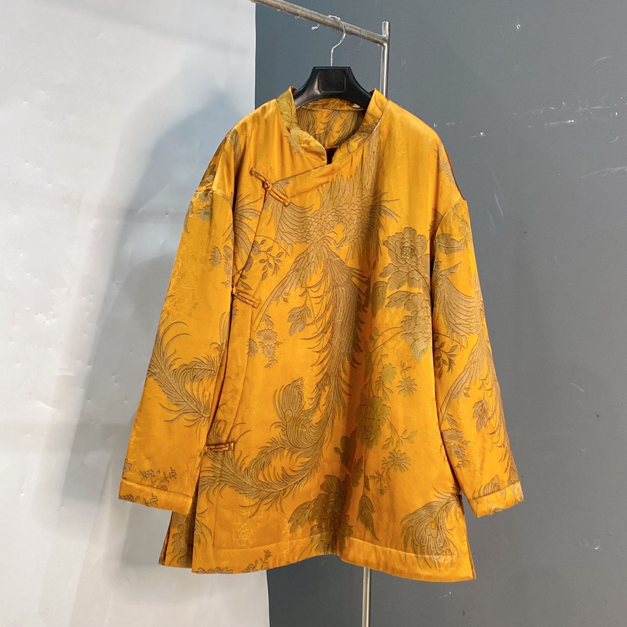 立领印花斜襟盘扣老缎香云纱30%3新雪丽20驼绒50桑蚕丝020长76BLH