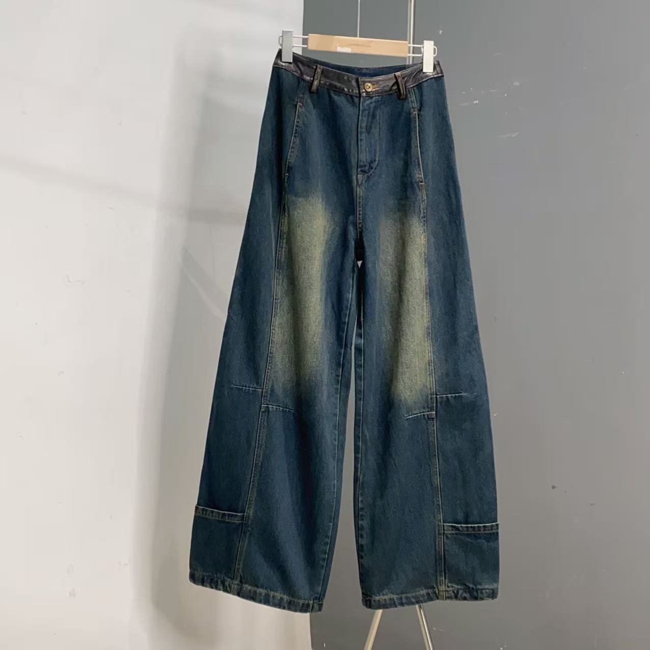 【不退换】2025秋冬新款蓝箭牛仔裤 先锋解构趣味拼接弯刀裤ZYM