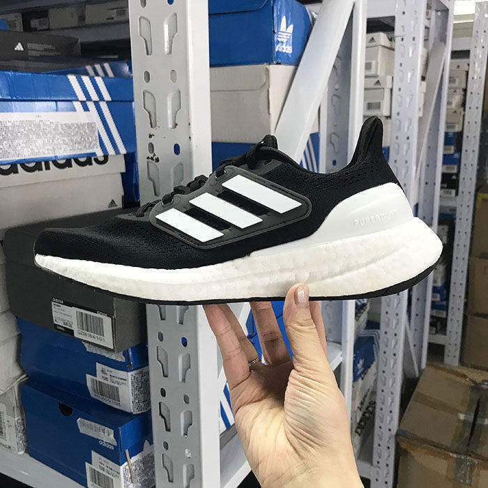 Adidas男女跑步鞋轻便减震