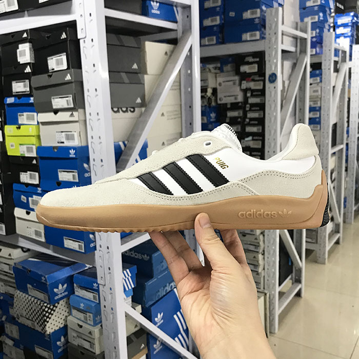 Adidas男女运动休闲滑板鞋