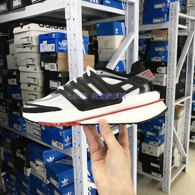 Adidas男女运动跑步鞋