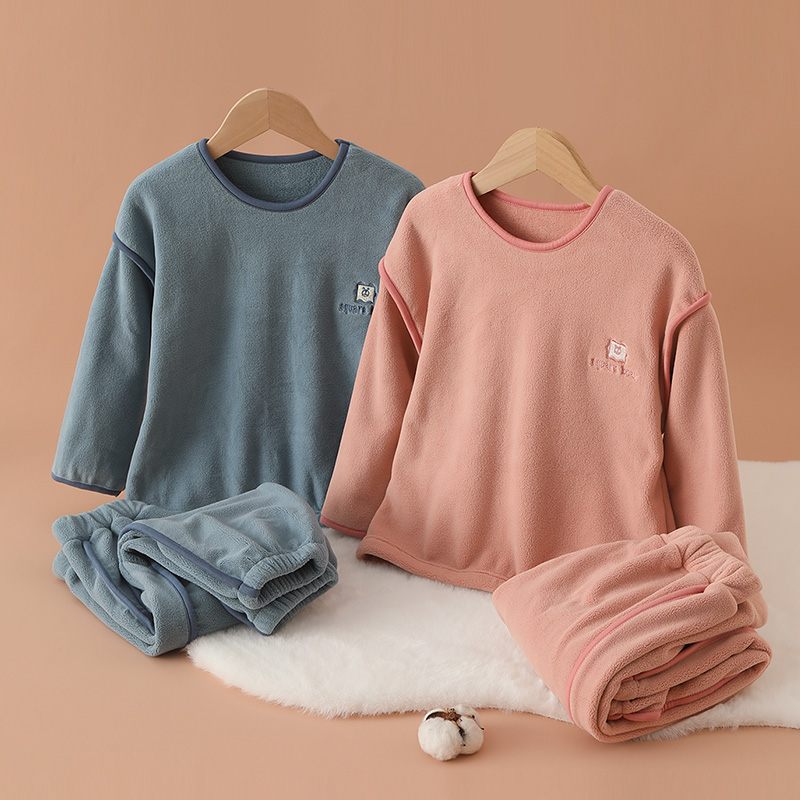 秋冬季刺绣摇粒绒儿童家居套装