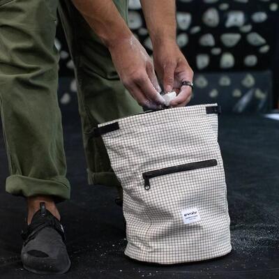 EVOLV 26新款磁吸镁粉袋攀登攀岩抱石专业大开口粉袋岩刷拉链口袋