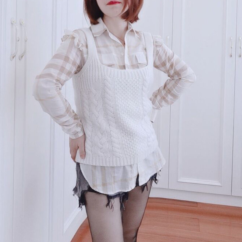 吊带针织背心秋季女士麻花镂空纯色马夹宽松直筒无袖百搭方领羊绒