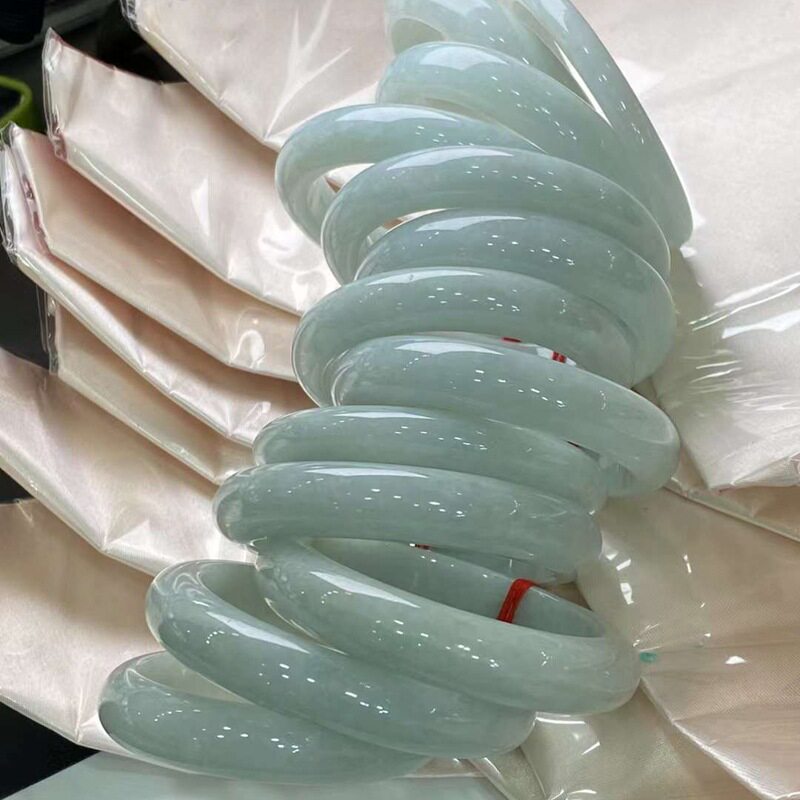 天然缅甸翡翠货玉镯 豆色翡翠手镯冰种糯种配证书
