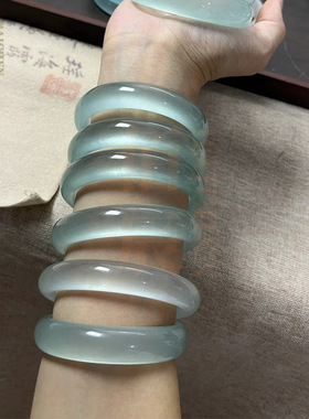 翡翠冰种水沫玉手镯高冰蓝水飘花白月光油青玉镯蓝花石英岩玉手镯