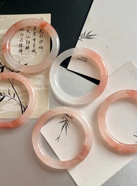 桃花酿天然玉镯粉色金丝玉桃运连连细圆条手镯佘太翠冰透扁条
