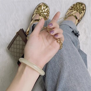 阿富汗玉青白玉圆条玉手镯和田玉色晴水美人镯子货源