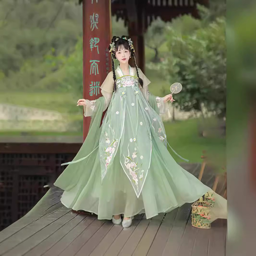 现货原创汉服女【琼华】唐制齐胸飘逸汉元素日常秋季新款国风汉服