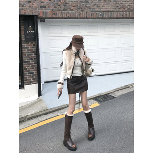 现货【斯图尔小暖包】中古一100%绵羊毛外套&芭蕾Tee&千禧皮半裙