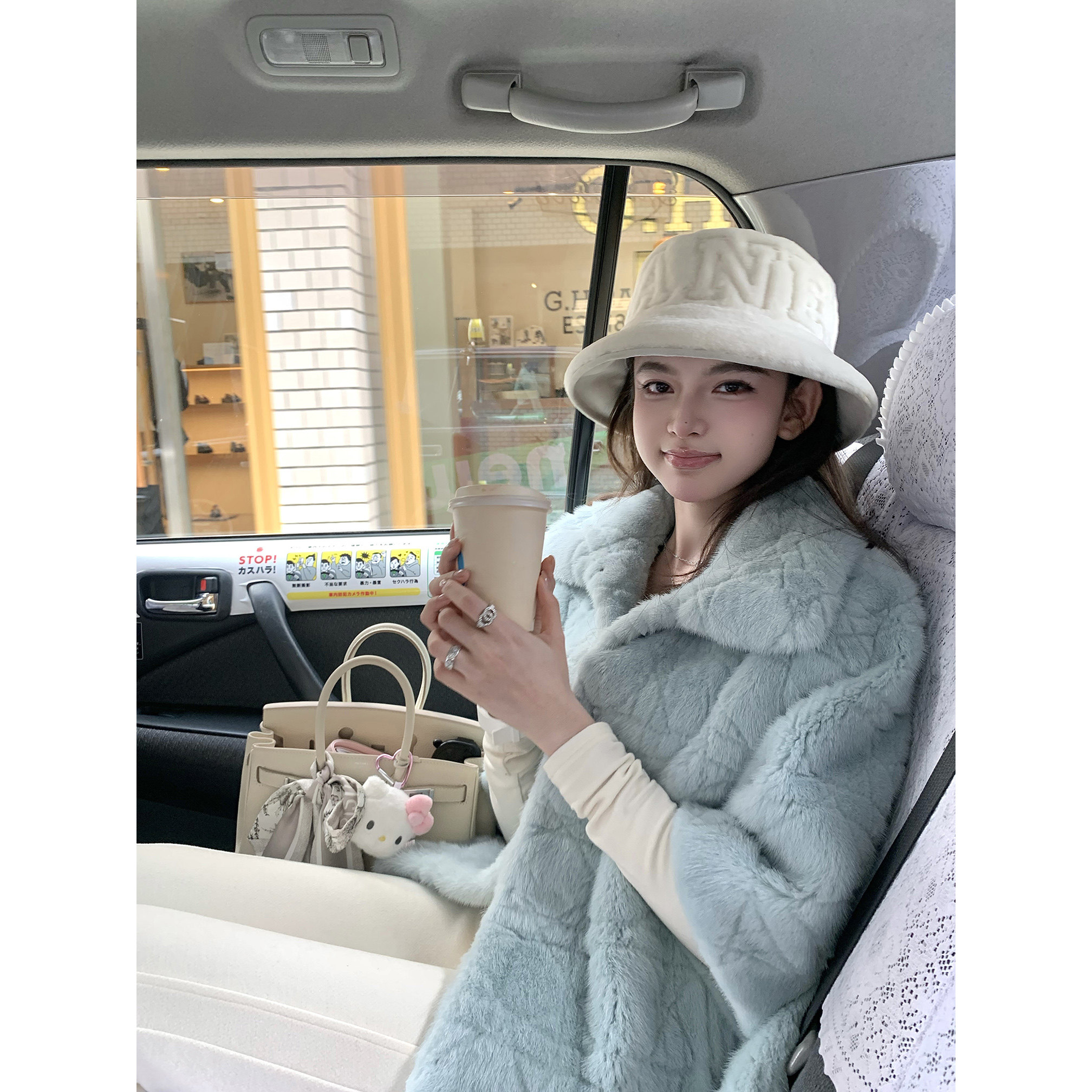 【戴妃“小雪貂”】定染Baby蓝！CD藤格纹水貂皮草&淡颜T&厚乳裤,女装/女士精品,皮草,淘宝优惠券,粉丝福利购,淘宝优惠卷