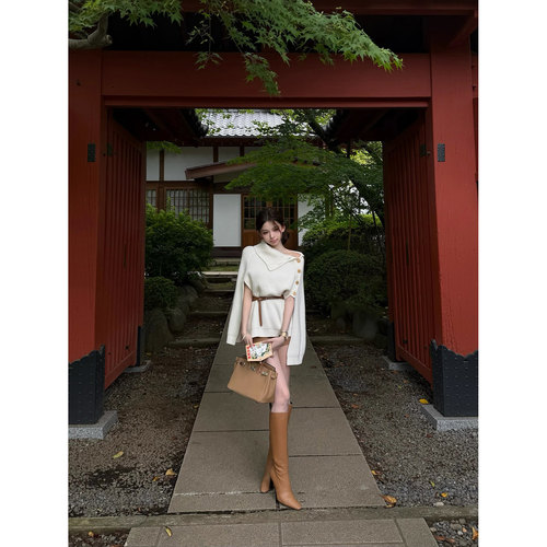 Momoshero【京都千金】a*fe羊毛品“斜翻领式斗篷“两穿毛织上衣