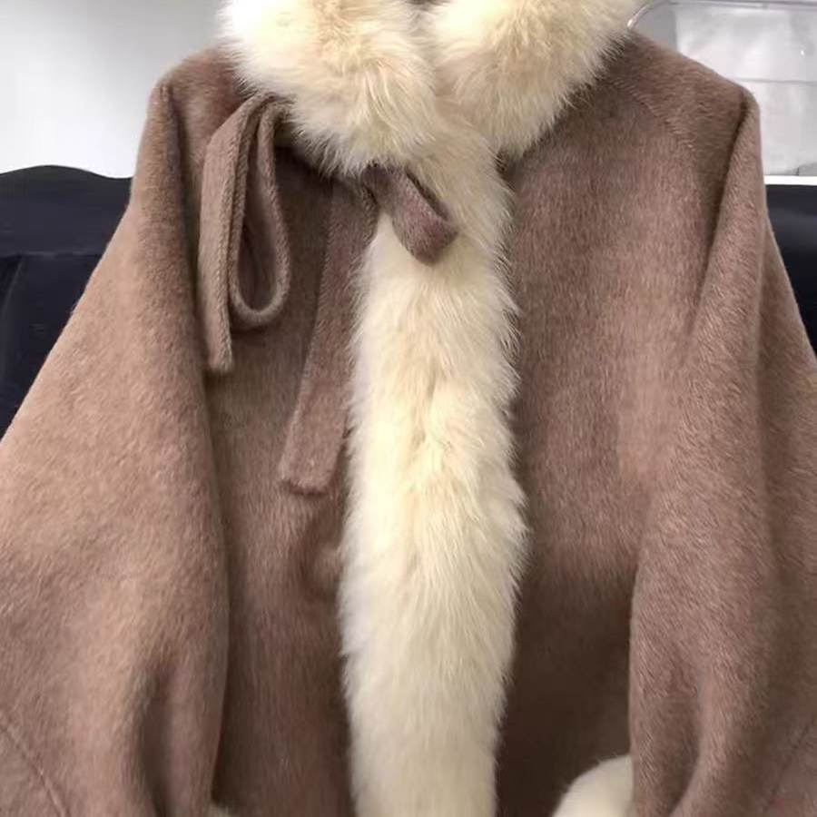 2025新款爆款咖色毛领披肩斗篷双面大衣女款冬季短款毛呢外套