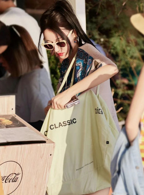 迪丽热巴同款黄色帆布包LOWCLASSIC大容量通勤单肩包简约购物袋潮