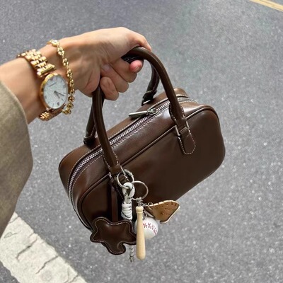 手提包波士顿大容量高级感枕头