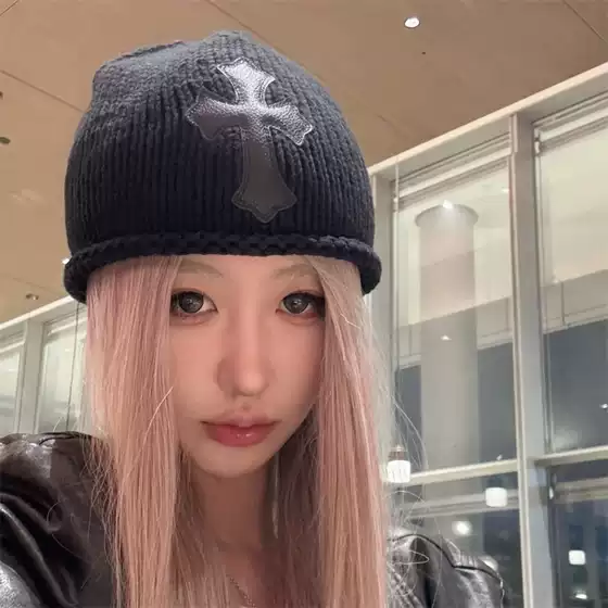 Sanskrit Cross Leather Label Knitted Hat Autumn and Winter Street Style Woolen Headwrap Cold Hat Design Unisex Trendy