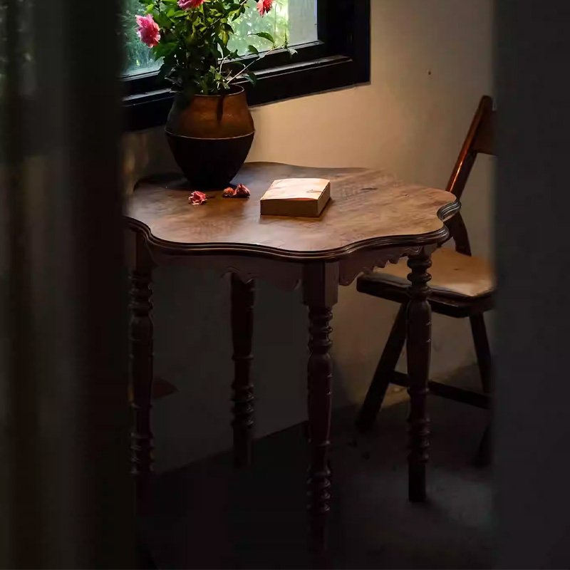 中古实木圆形餐桌椅法式花瓣桌家用小户型餐厅阳台咖啡休闲桌子