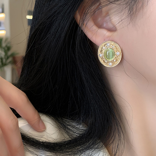 猫眼石珍珠耳环2024新款爆法式气质宫廷复古港风耳钉女无耳洞耳夹
