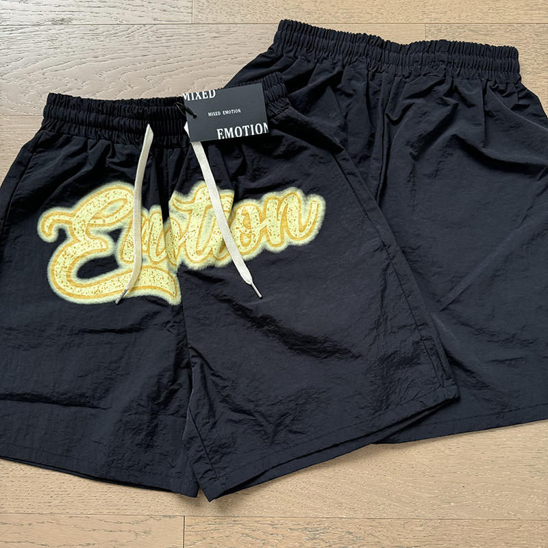 MIXED EMOTION复古字母美式潮牌嘻哈高街夏季印花梭织抽绳短裤男