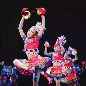 元旦少数民族服装儿童苗族演出服