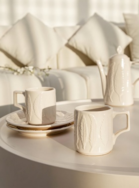 卜图拉  外贸现货立体浮雕羽毛陶瓷餐具套装