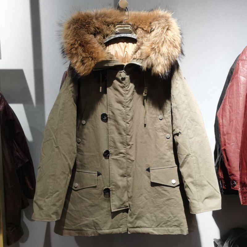欧品唯格通勤中长款连帽羽绒服