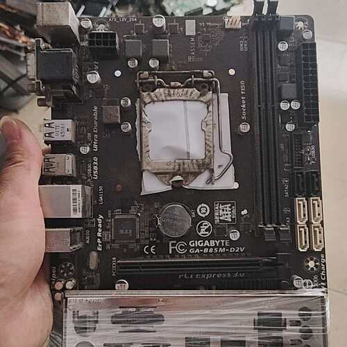 议价技嘉GA-B85M-D2V主板，正常使用（维修）
