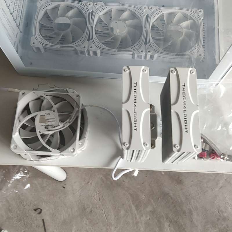 议价利民fc140 冰封统领 双塔风冷纯白（维修）图片