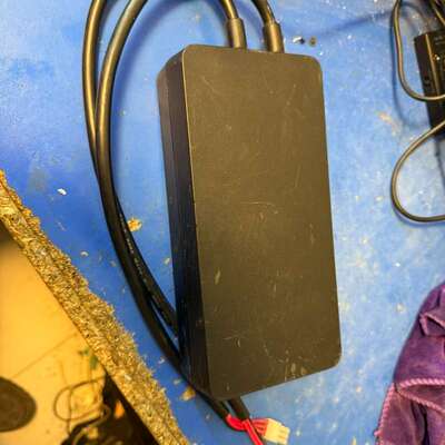 议价适配器，有25个，单独电源无附件，需要自备电源线，（维修）