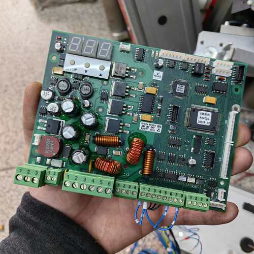 议价99成新 莱默尔。RK4004 控制卡纠偏备用柜拆的！外观基(维修)