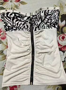 斑马纹拉链抹胸上衣Zebra pattern spliced zipper strapless top