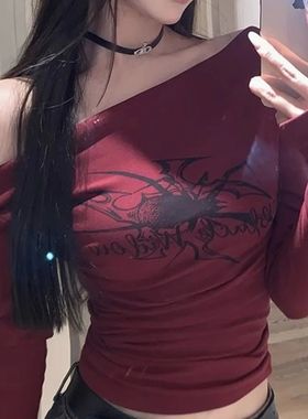 Solid color one shoulder sloping top纯色一字肩斜肩修身上衣女