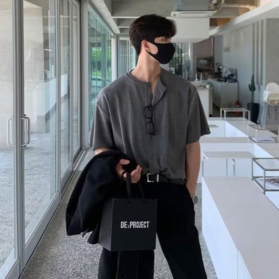 圆领针织短袖开衫T恤男夏季时尚