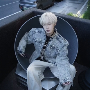 美式短款牛仔外套男高级感痞帅发型师潮牌男装正肩立领牛仔衣夹克