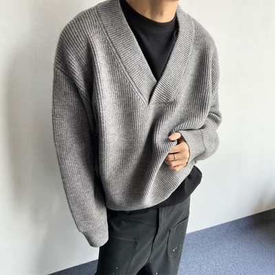 复古v领毛衣男秋冬款慵懒潮流