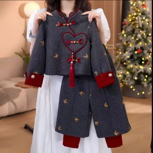 2-9岁女童加绒套装冬季潮儿童加厚冬装女孩蝴蝶刺绣两件套送帽子